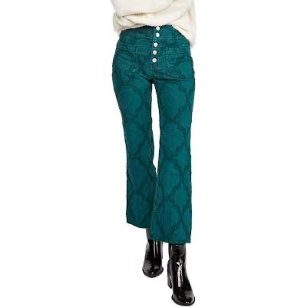 We The Free People Liv Crop Flare Textured Denim Jeans Size 26 Green Embossed